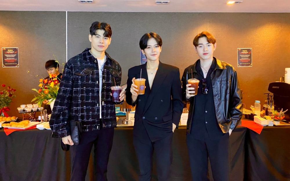 ทีมงานบริการที่ผ่านการฝึกอบรม พร้อมบริการดูแลทุกรายละเอียดตั้งแต่เริ่มจนจบงาน