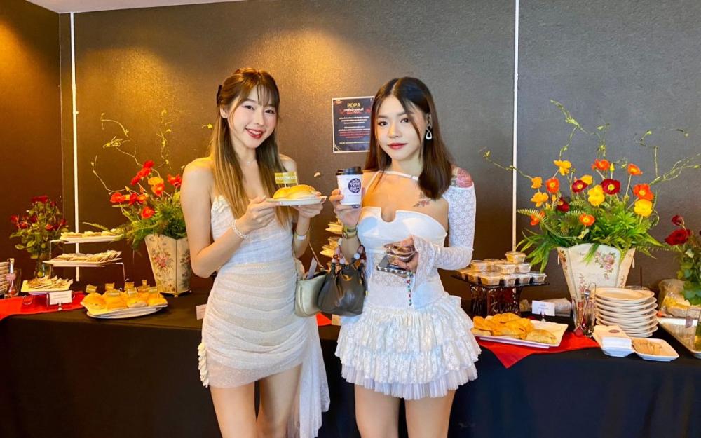 ทีมงานบริการที่ผ่านการฝึกอบรม พร้อมบริการดูแลทุกรายละเอียดตั้งแต่เริ่มจนจบงาน