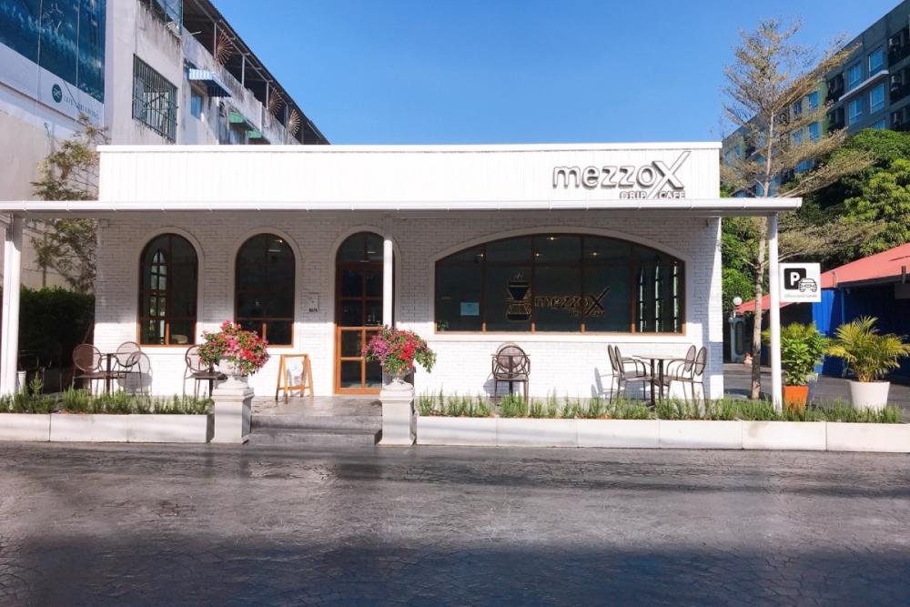 Stand Alone MezzoX Drip Cafe